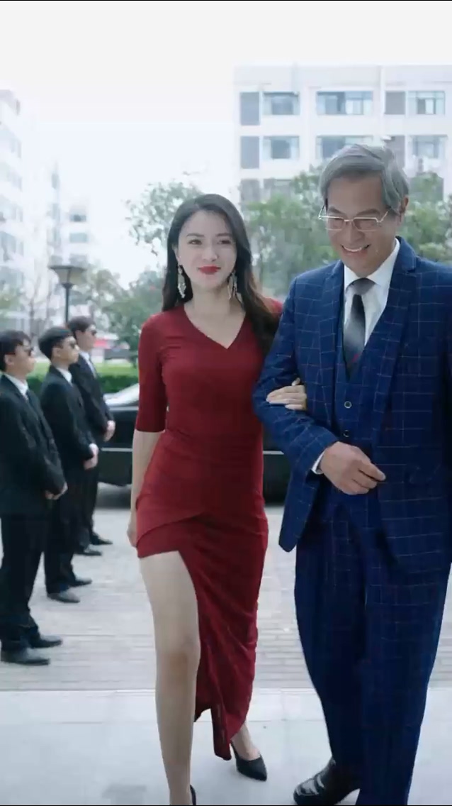 女总裁的贴身医仙第01集