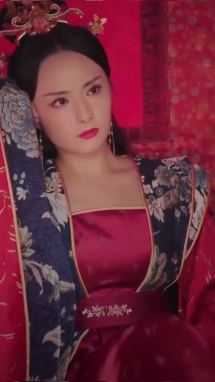 爆宠小狂妃合集版HD中字(大结局)